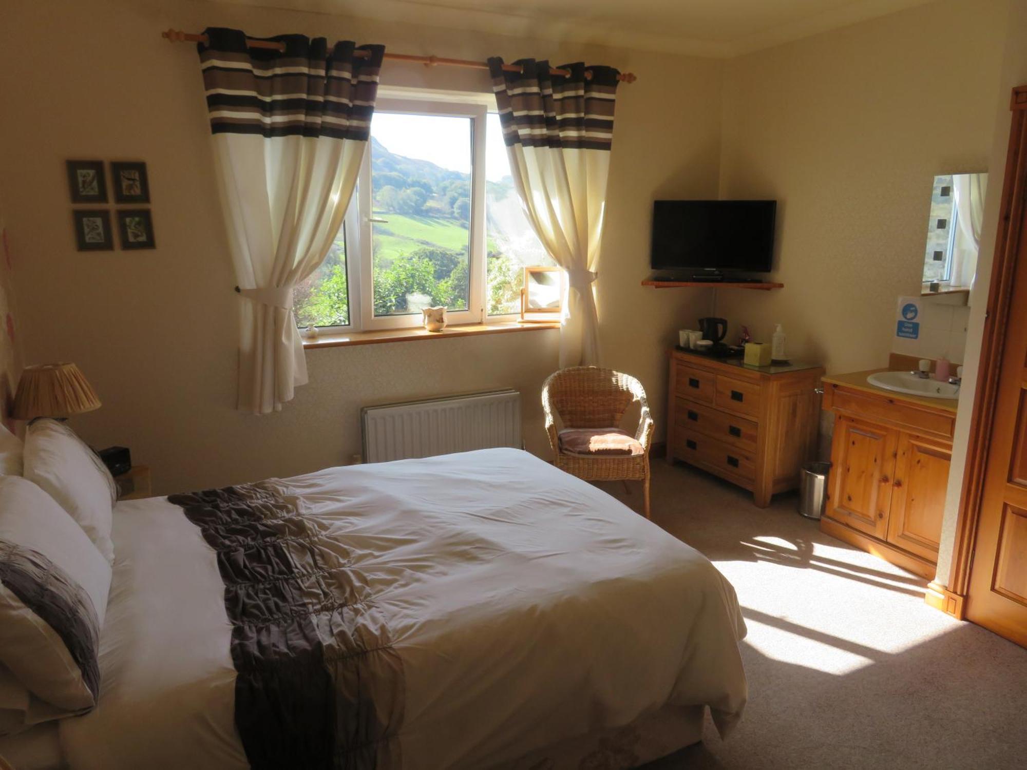 Heulwen Guest House Dolgellau Bagian luar foto